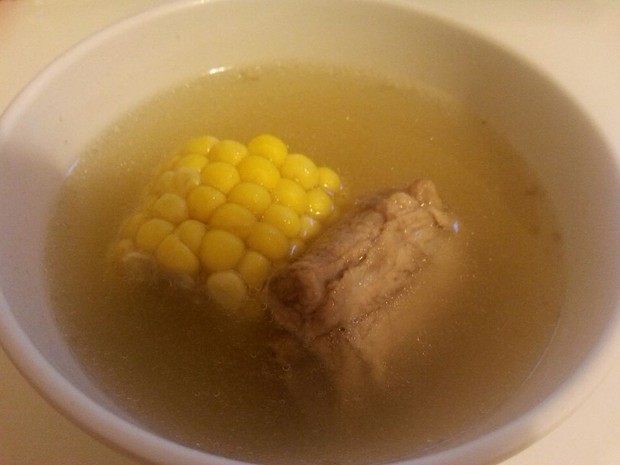 排骨玉米汤的做法