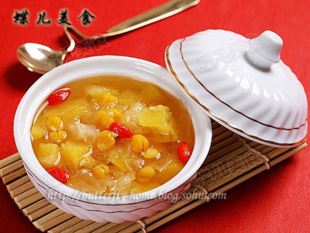 鹰嘴豆菠萝银耳汤的做法