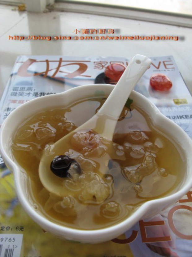 银耳红枣桂圆羹的做法