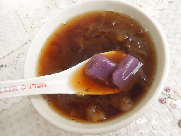 紫薯圆桂花黑糖银耳汤的做法