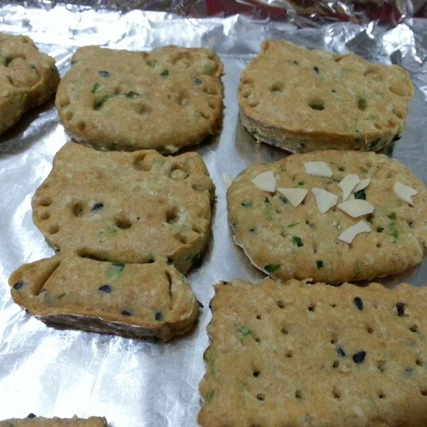 无糖低盐芝麻葱香燕麦饼干的做法