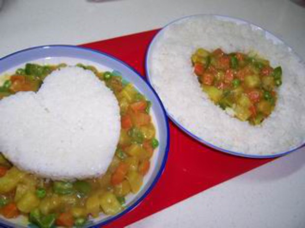 咖喱土豆拌饭的做法