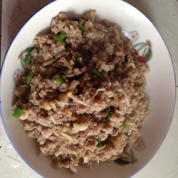 肉末炒金针菇末的做法