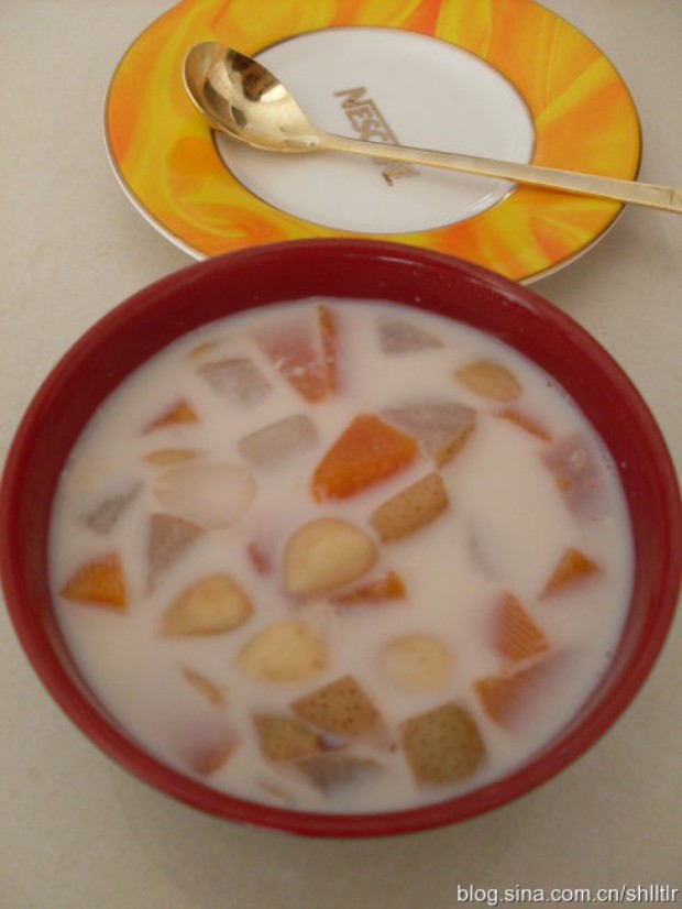 雪梨木瓜汤的做法