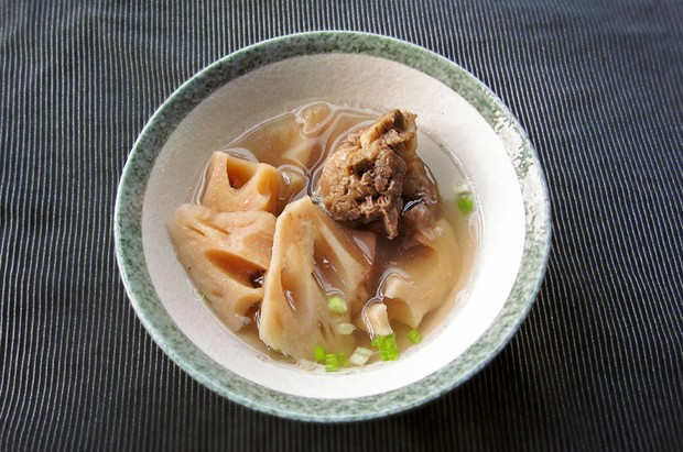 粉藕筒骨湯的做法