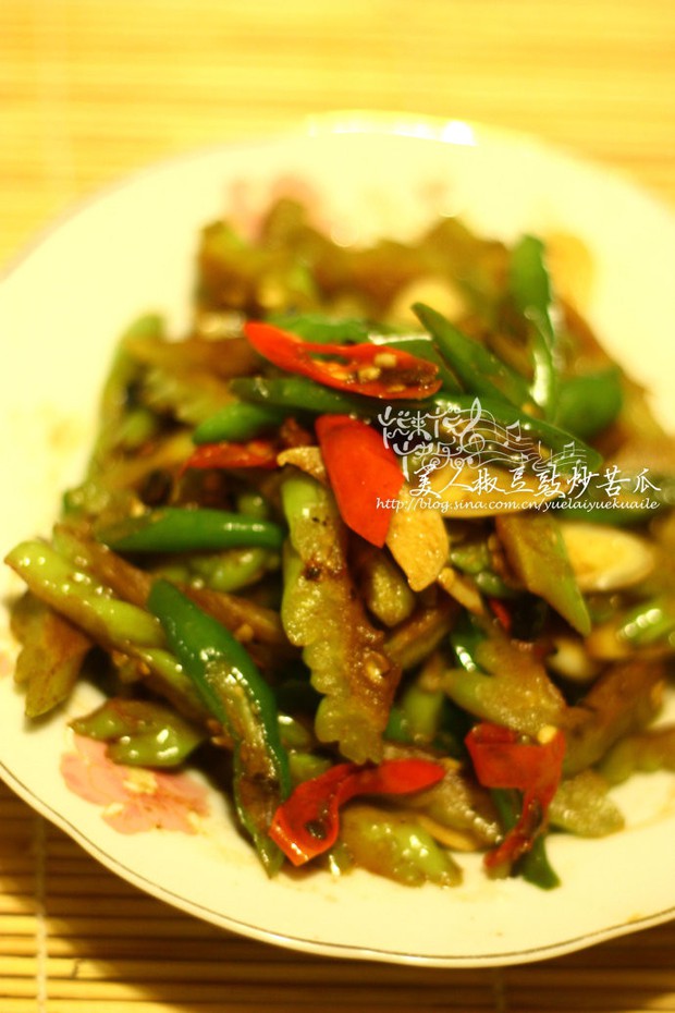 美人椒豆豉炒苦瓜的做法