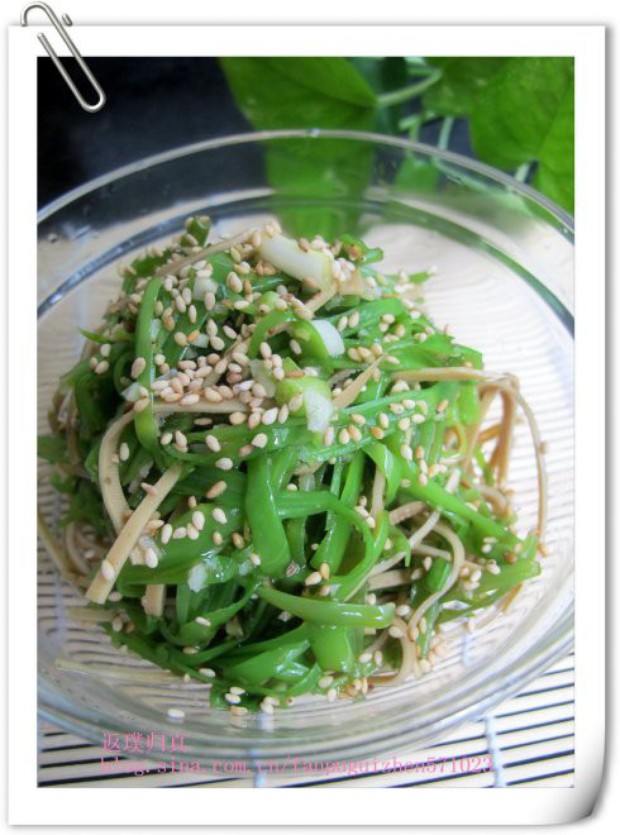 麻香豆皮拌蕹菜杆的做法