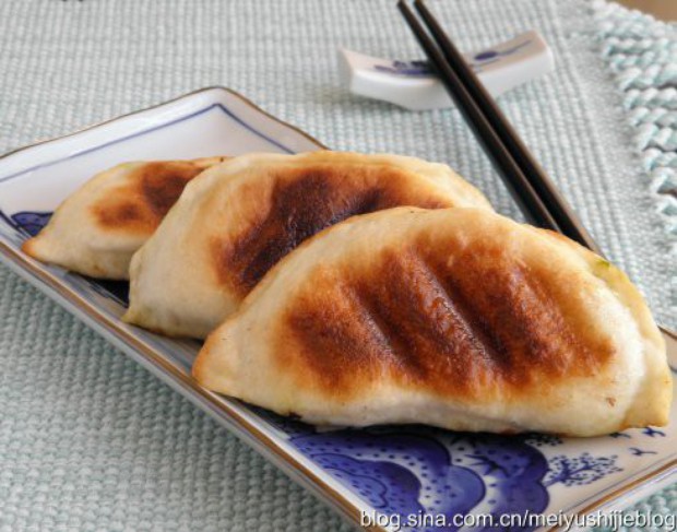 发面韭菜盒子的做法