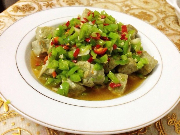 青椒炒臭豆腐的做法