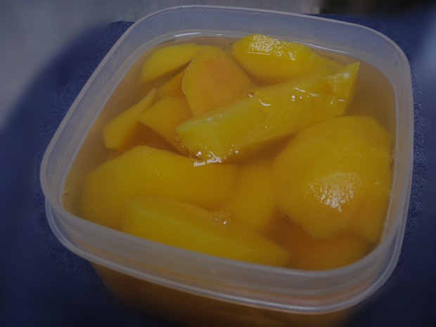 自制糖水黄桃的做法