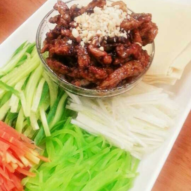 千张酱爆肉丝的做法