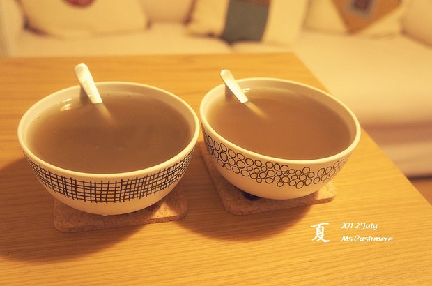 夏日解暑懒人电饭煲绿豆汤的做法