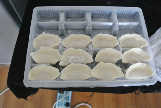 鲜肉豆腐干笋饺子的做法