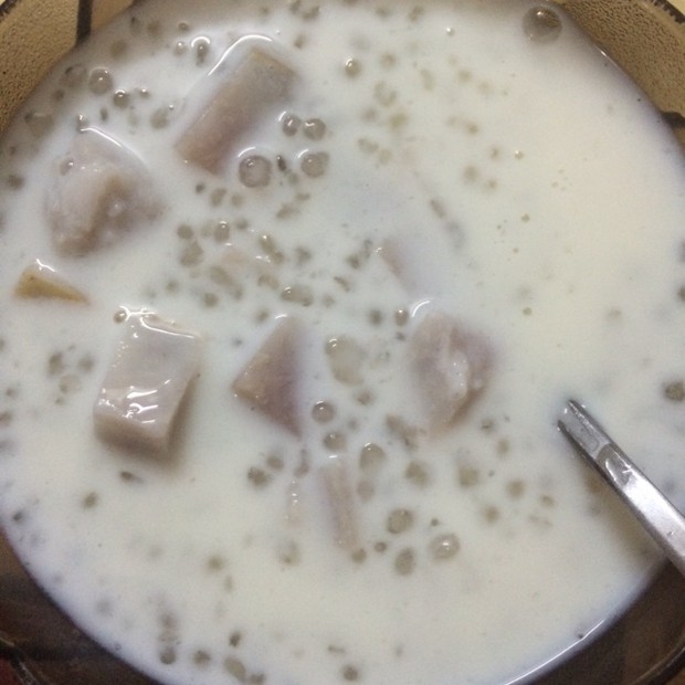 香芋牛奶西米露的做法