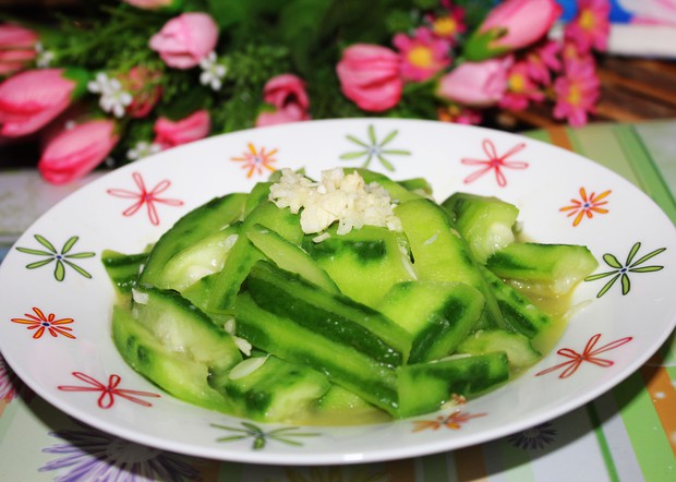 蒜蓉炒丝瓜的做法