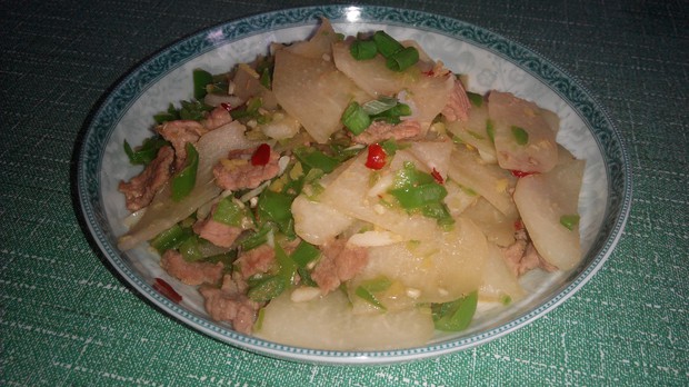 白地瓜(豆薯)青椒炒肉的做法