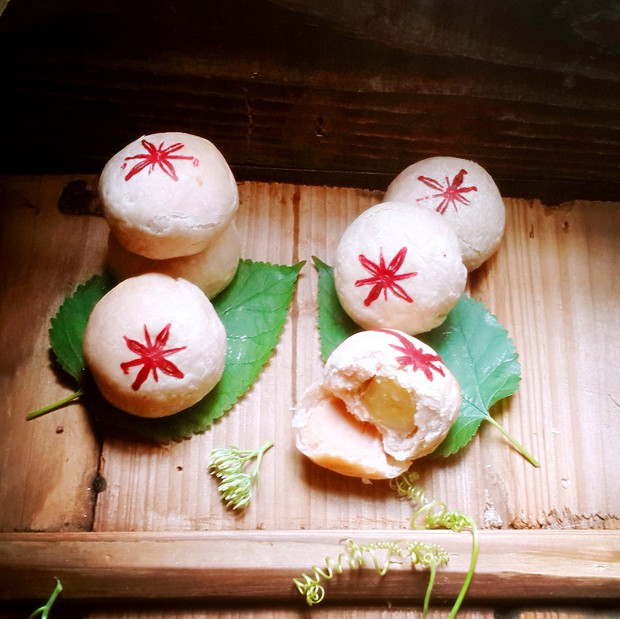 水果味莲蓉蛋黄苏式月饼的做法