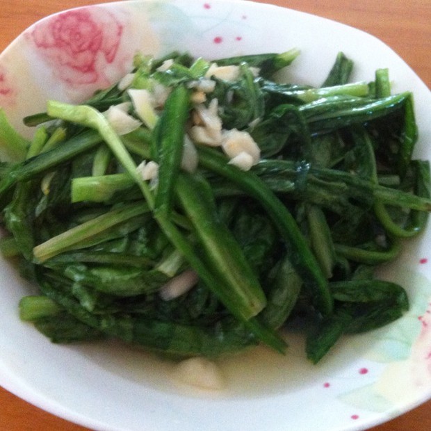 蒜茸油麦菜的做法