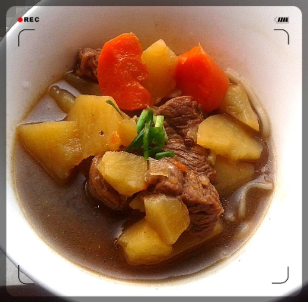 土豆烧牛腩的做法