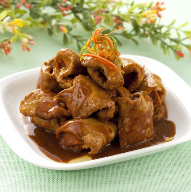 咖哩地瓜蒸肉片的做法