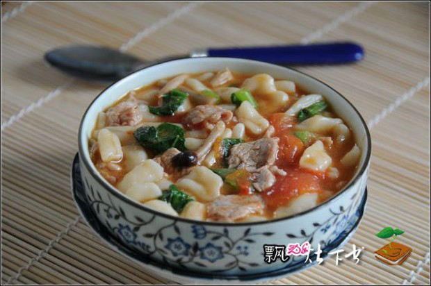 西红柿菌菇肉片猫耳朵的做法