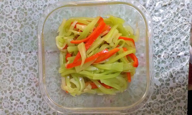 清炒莴笋丝的做法
