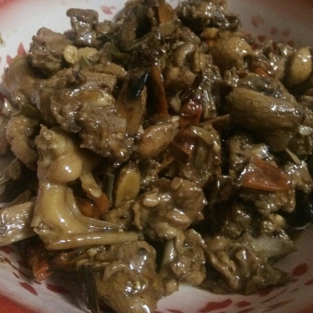 南雄闷鸭的做法