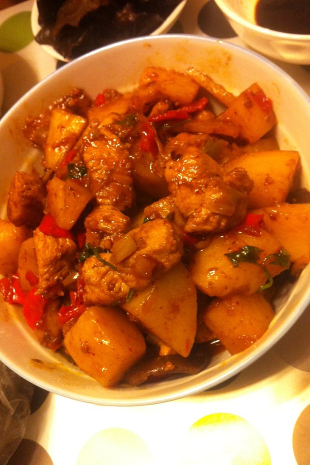 香辣土豆烧鸡块的做法