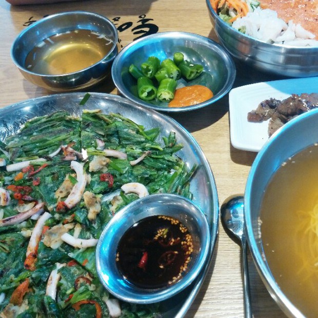 超简单韩国韭菜饼的做法