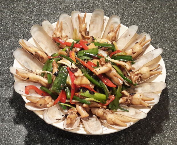 蒜苗豆鼓炒圣子的做法
