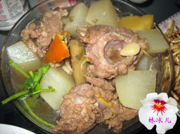羊肉炖萝卜的做法