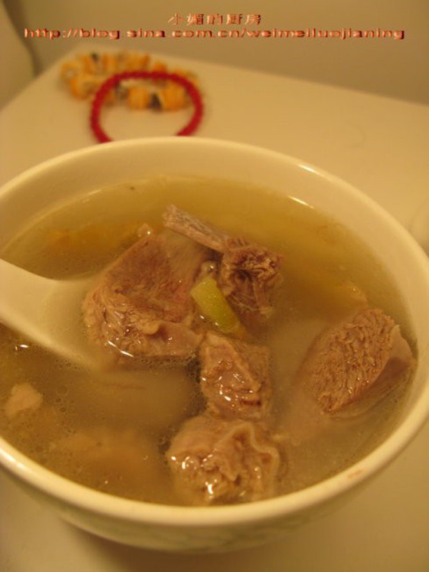 当归参芪羊肉汤的做法