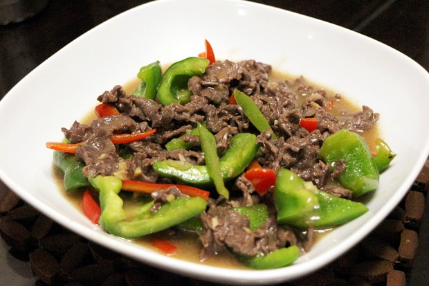 青椒炒牛肉的做法