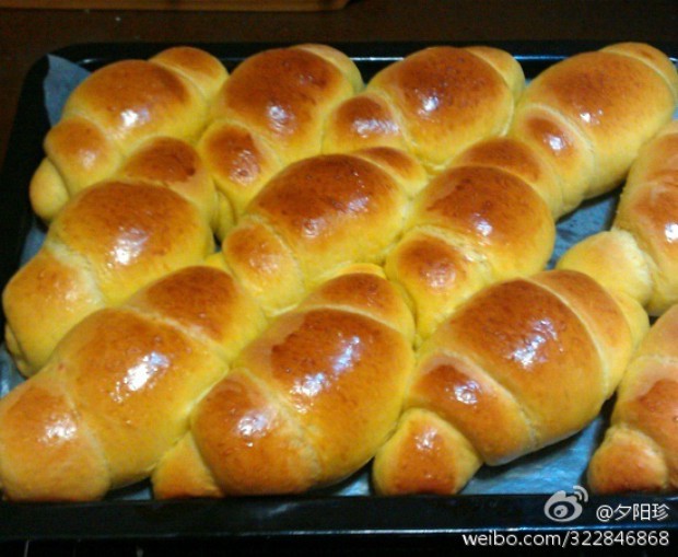 胡萝卜餐包的做法