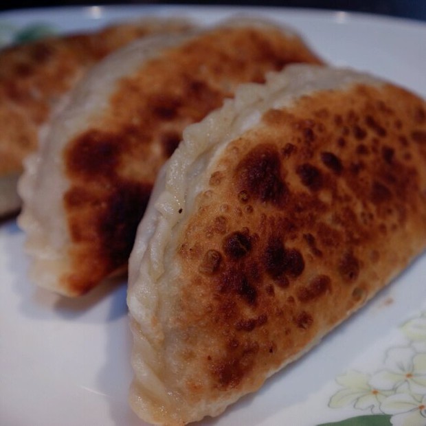 青椒鸡蛋盒子的做法