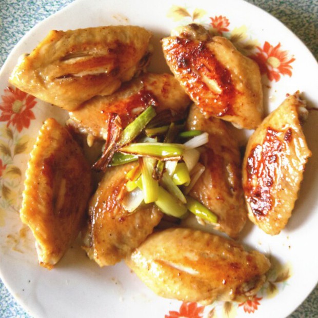 电饼铛香煎鸡翅的做法