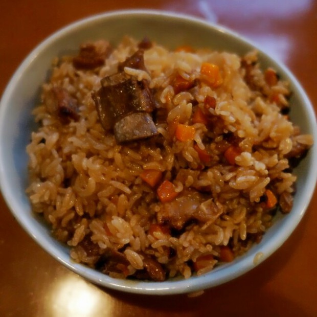 新疆羊肉手抓饭的做法