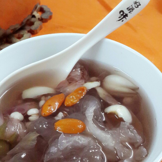 养颜美白糖水(一人份量)的做法