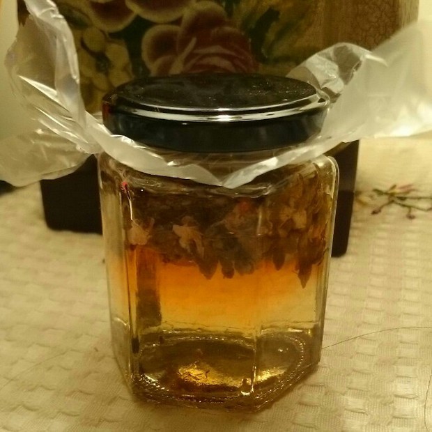 养颜减肥蜜桃醋的做法