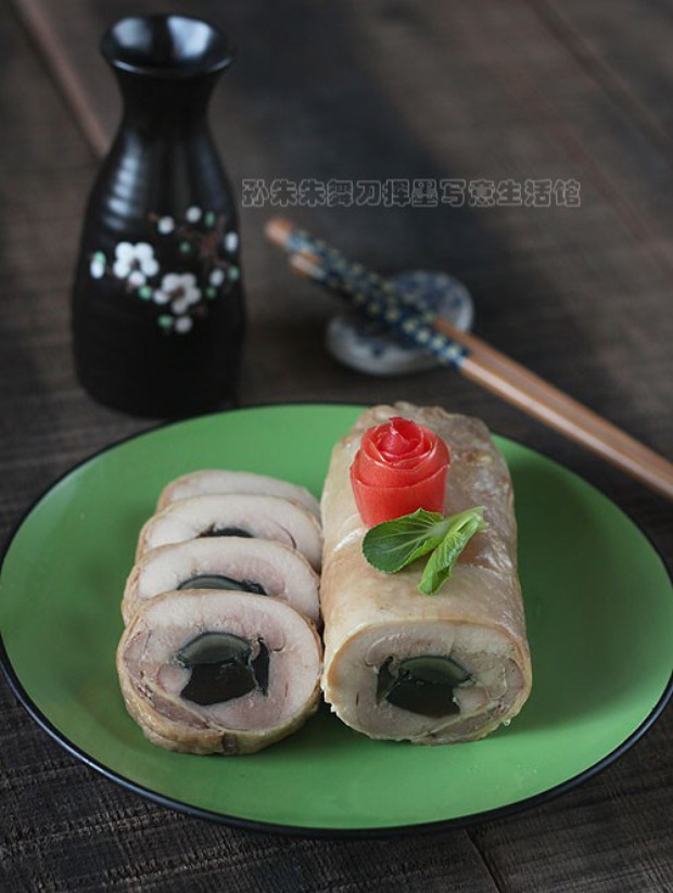 松花鸡腿的做法