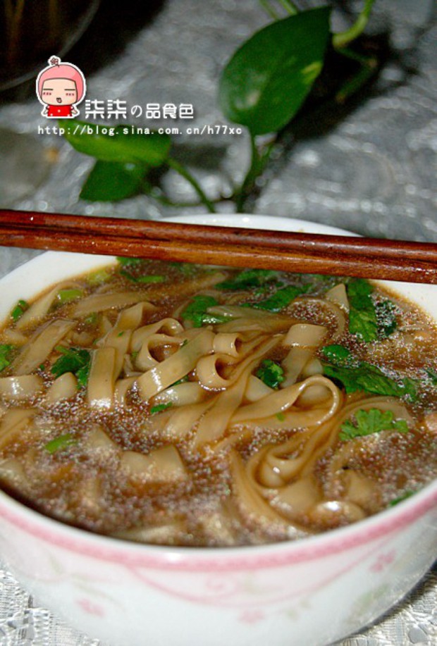 香菜肉丝酱油面的做法