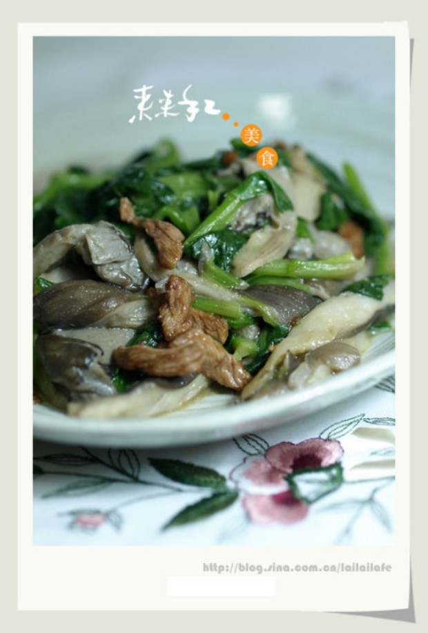 蘑菇菠菜炒肉丝的做法