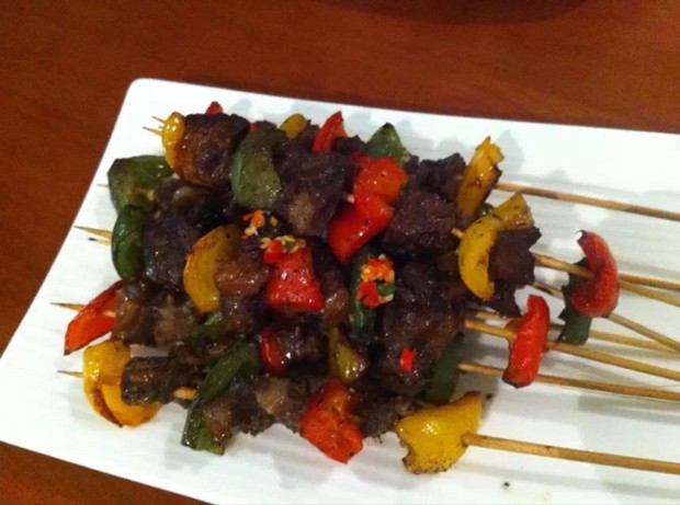 烤牛肉串的做法