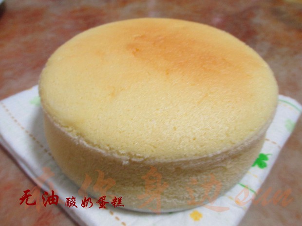 无油酸奶蛋糕6寸(2蛋)的做法