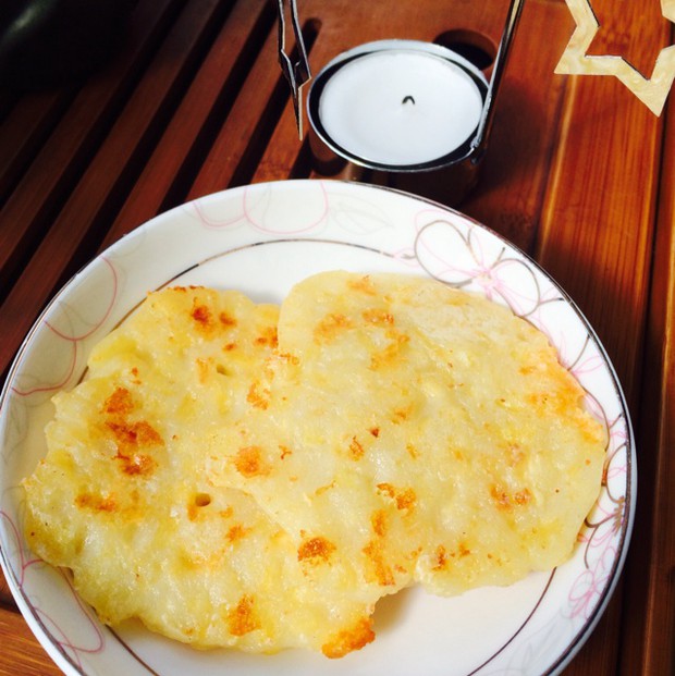 宝宝餐简单做之香煎芝士苹果饼