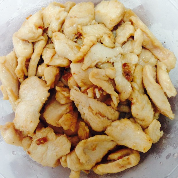 简单粗暴的鸡胸肉的做法
