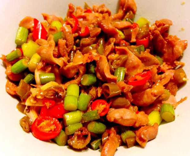 让你多吃一碗饭的酸辣鸡杂的做法