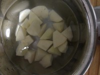 冬季进补好美食――土豆烧鸡块的做法步骤1