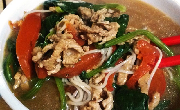 番茄菠菜肉丝面【电饭锅】的做法
