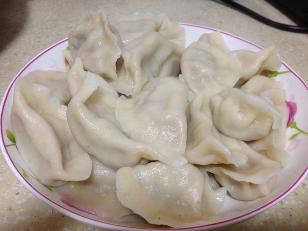 羊肉胡萝卜馅儿饺子的做法